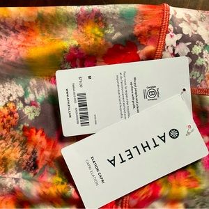Athleta NWT size M Elation Tights